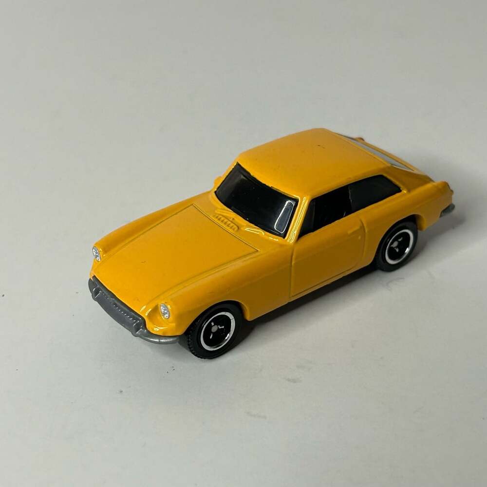 Matchbox 1971 MGB GT Coupe Diecast Yellow Car